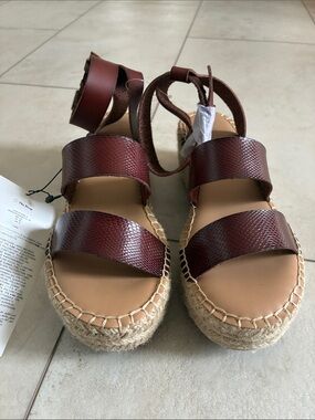 NWT Woven Espadrille Platform Sandals in Brown Size 8
